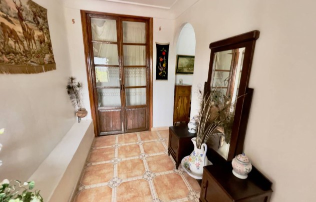 Resale - Villa - Orihuela