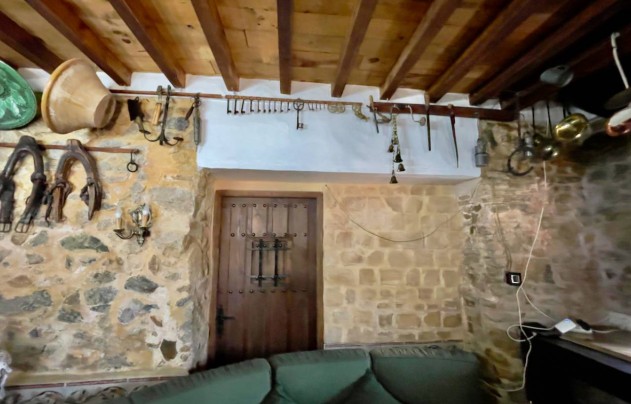 Resale - Villa - Orihuela