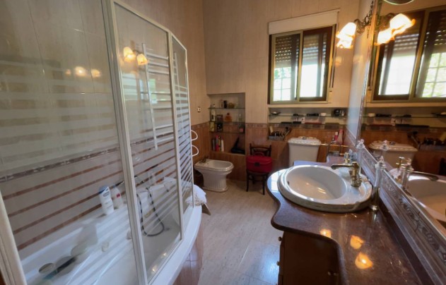 Resale - Villa - Orihuela