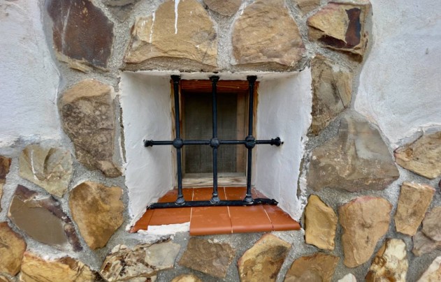 Resale - Villa - Orihuela