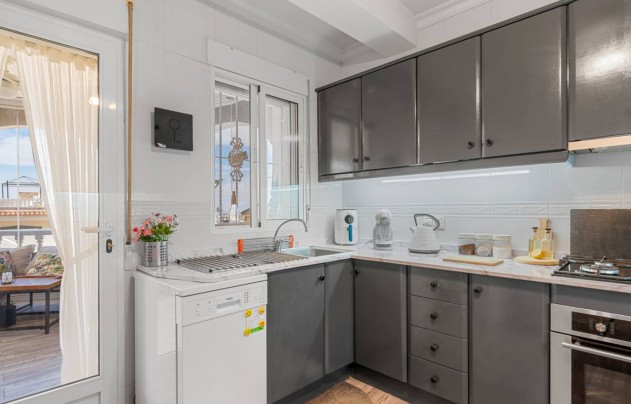 Resale - Villa - Benijofar