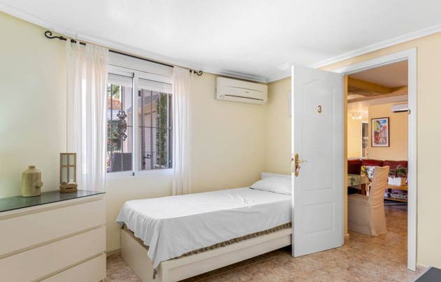 Resale - Villa - Benijofar