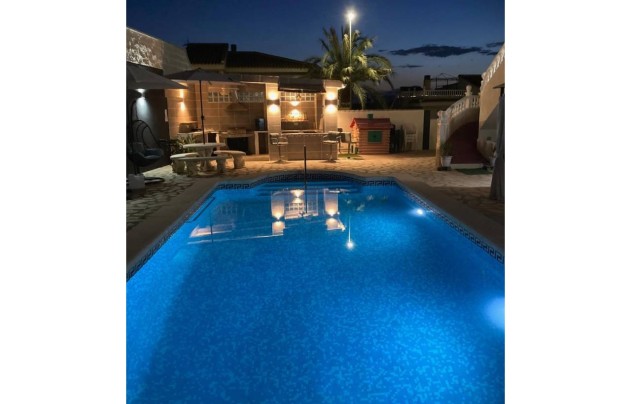 Resale - Villa - Benijofar