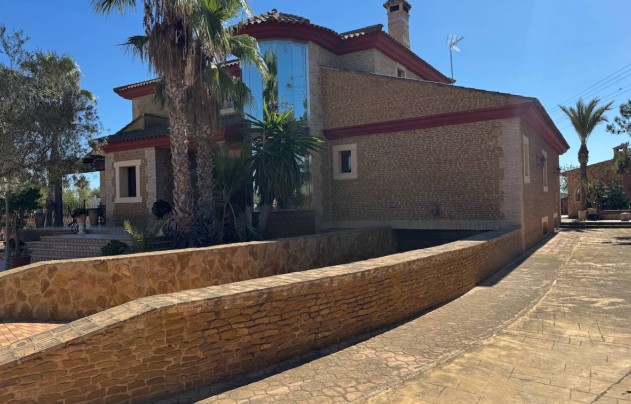 Revente - Villa - Los Montesinos