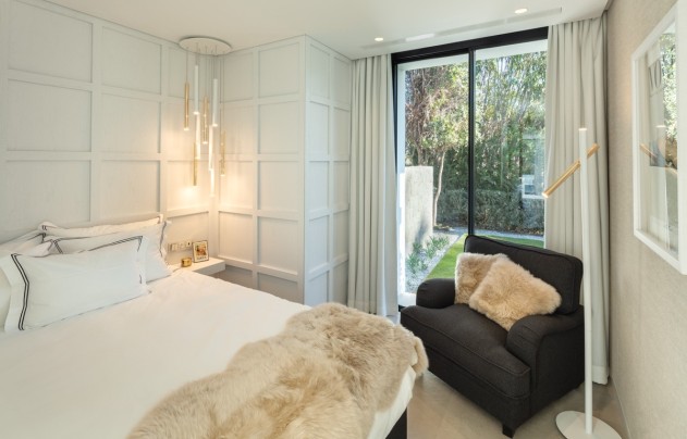 Resale - Villa - Marbella - Nueva Andalucía