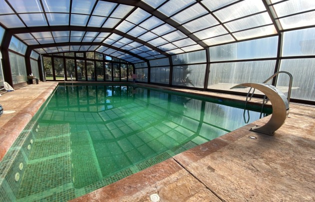 Resale - Villa - Sax