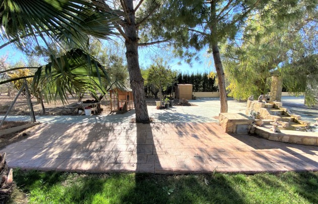 Resale - Villa - Sax