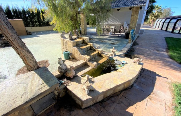 Resale - Villa - Sax