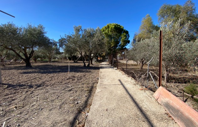 Resale - Villa - Sax