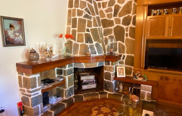 Resale - Villa - Petrer