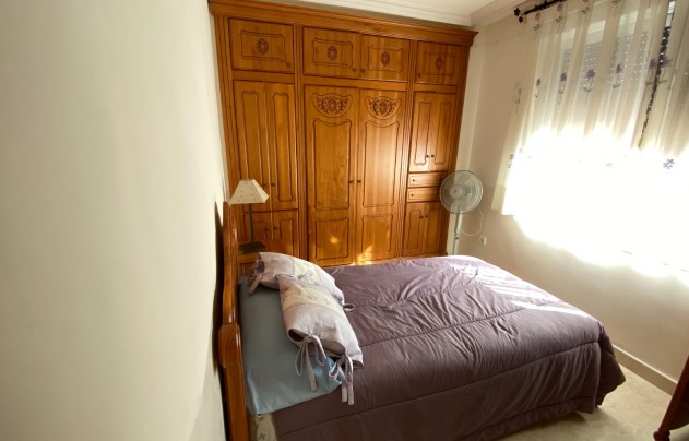 Resale - Villa - Petrer