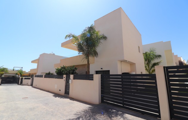 Resale - Villa - Los Montesinos - La Herrada