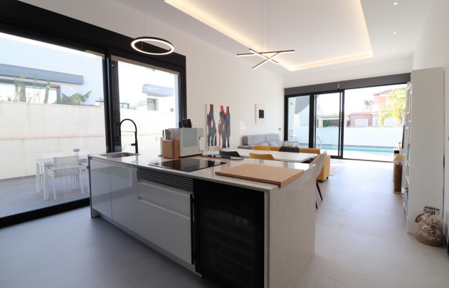 Resale - Villa - Formentera del Segura - Euroroda