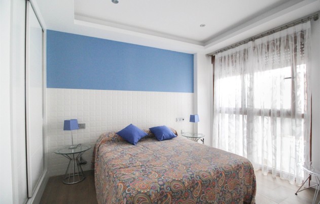 Resale - House - Los Alcazares