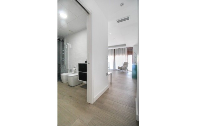 Resale - House - Los Alcazares