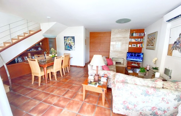Resale - Villa - Los Alcazares