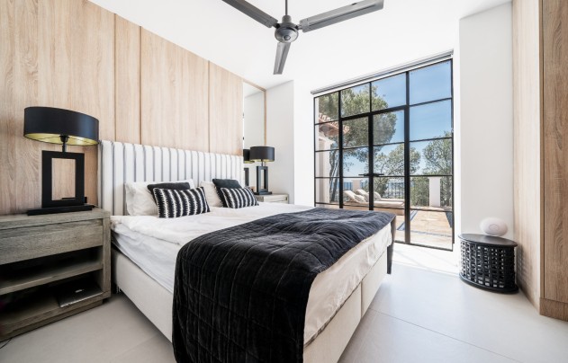 Resale - Villa - Benahavis