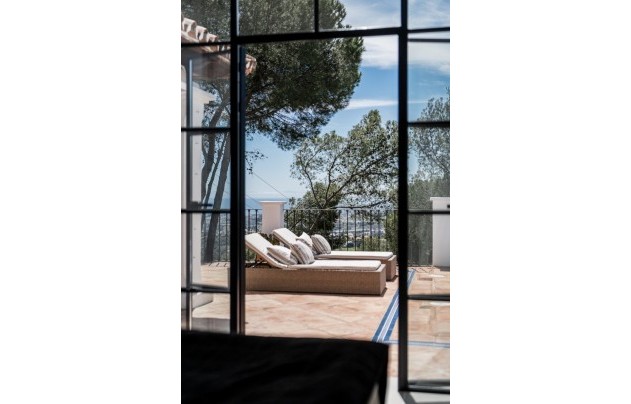 Resale - Villa - Benahavis