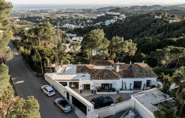 Resale - Villa - Benahavis