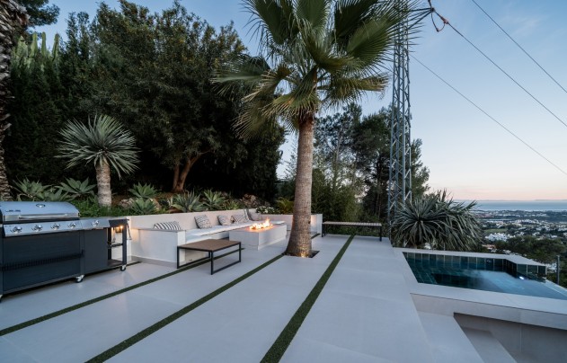 Resale - Villa - Benahavis
