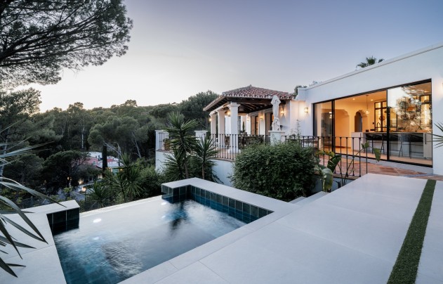 Resale - Villa - Benahavis