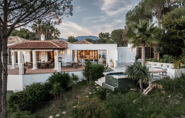 Resale - Villa - Benahavis