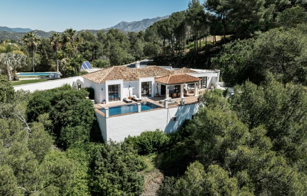 Resale - Villa - Benahavis