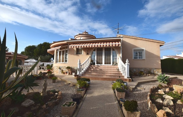 Resale - Villa - Ciudad Quesada