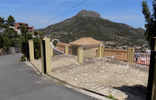 Herverkoop - Villa - Calpe - Zona Puerto Blanco - Maryvilla