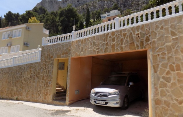 Resale - Villa - Calpe - Zona Puerto Blanco - Maryvilla