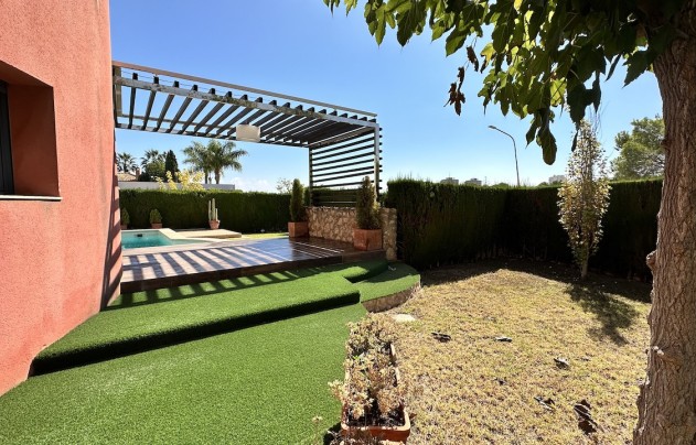 Resale - Villa - Orihuela Costa - Dehesa de campoamor