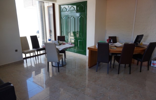 Resale - Commercial - Ciudad Quesada