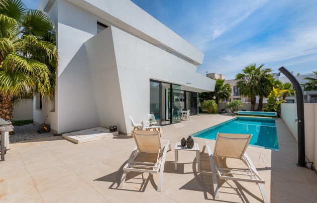 Resale - Villa - Ciudad Quesada