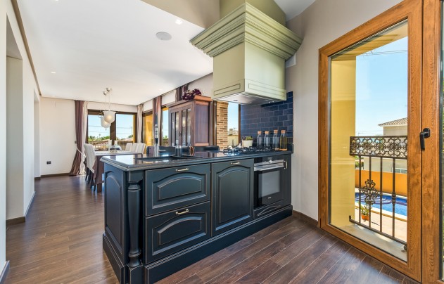 Resale - Villa - Ciudad Quesada