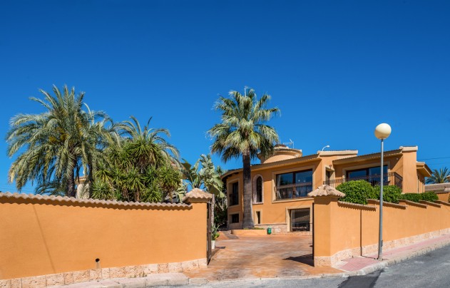 Resale - Villa - Ciudad Quesada