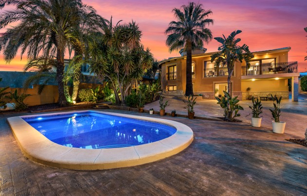 Resale - Villa - Ciudad Quesada