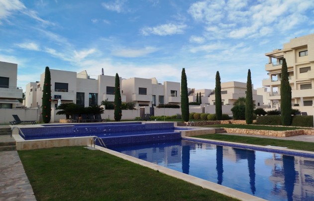 Resale - Villa - Orihuela Costa - Los Dolses