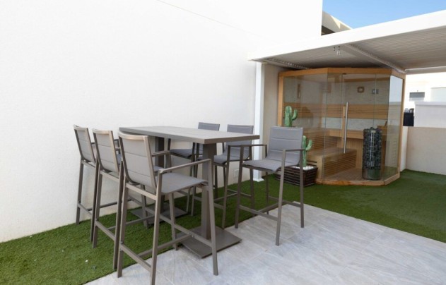 Herverkoop - Villa - Los Montesinos