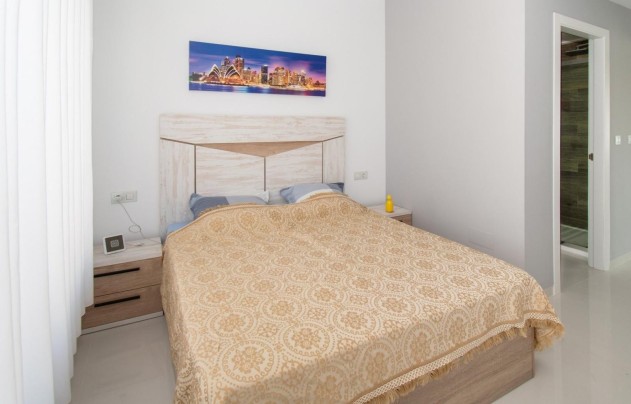 Resale - Villa - Orihuela Costa - Mil Palmeras