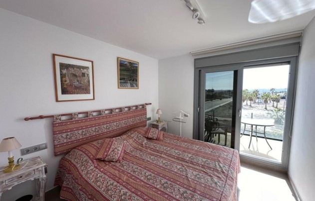 Resale - Villa - Orihuela - Vistabella