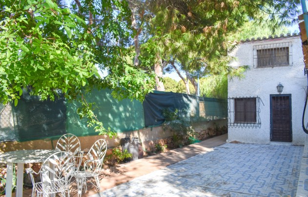 Resale - Villa - Orihuela Costa - Punta Prima