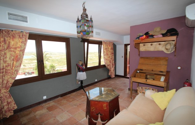 Resale - Villa - San Miguel de Salinas