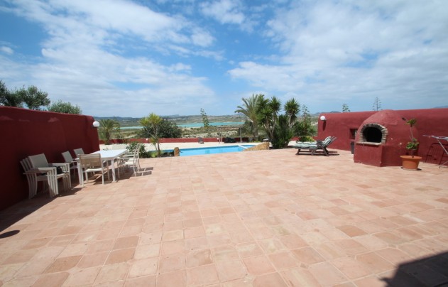 Reventa - Villa - San Miguel de Salinas