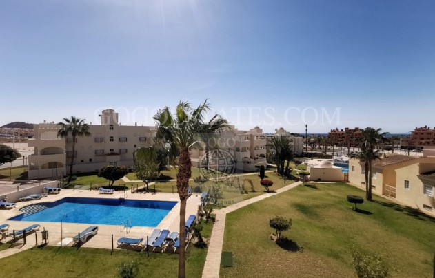 Resale - Apartment - San Juan de los Terrenos