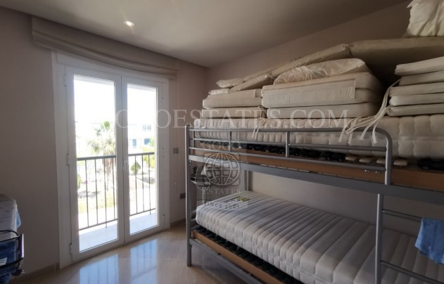 Resale - Apartment - San Juan de los Terrenos