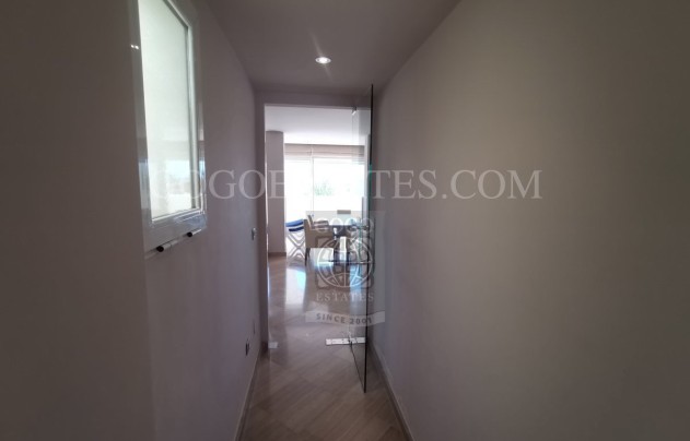 Resale - Apartment - San Juan de los Terrenos