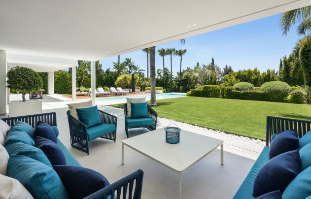 Resale - Villa - Marbella - East Marbella