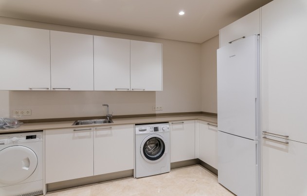 Reventa - Villa - Marbella - Nueva Andalucía