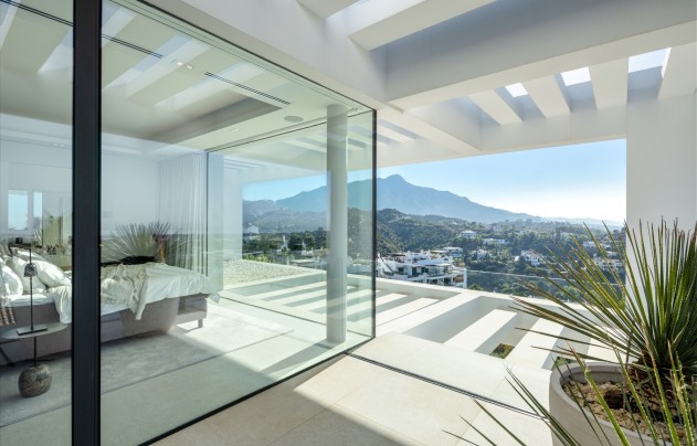 Resale - Villa - Benahavis - La Quinta