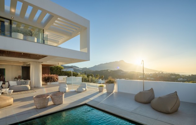 Resale - Villa - Benahavis - La Quinta